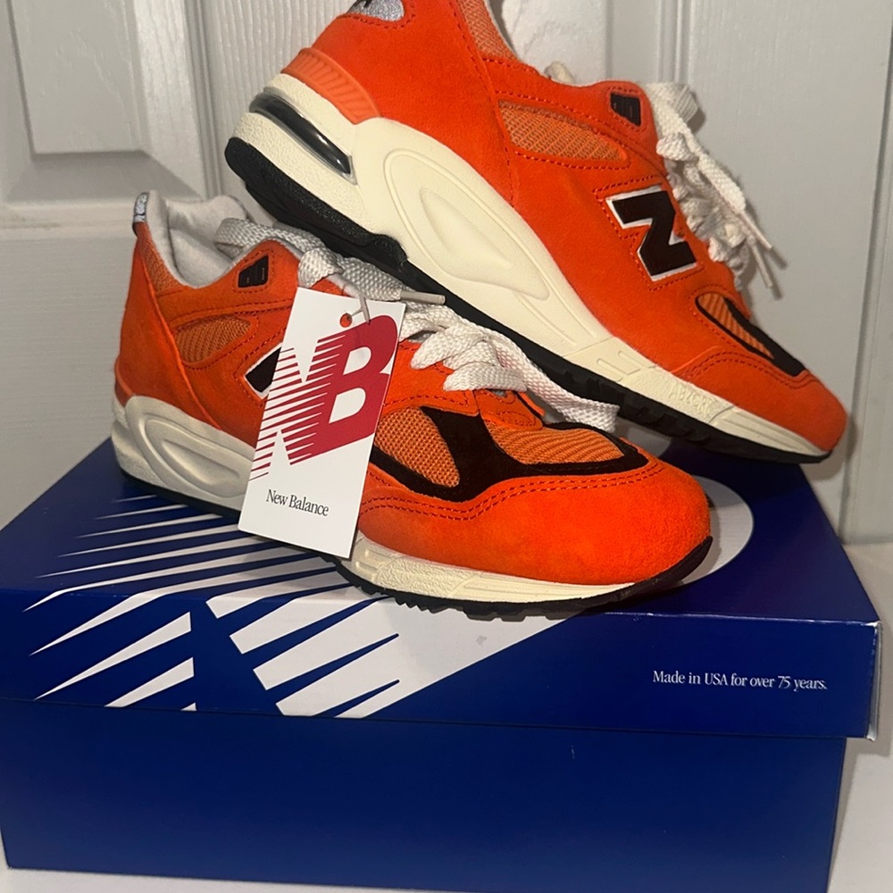 Men’s New balance Mode de Vie Black & Orange sneakers